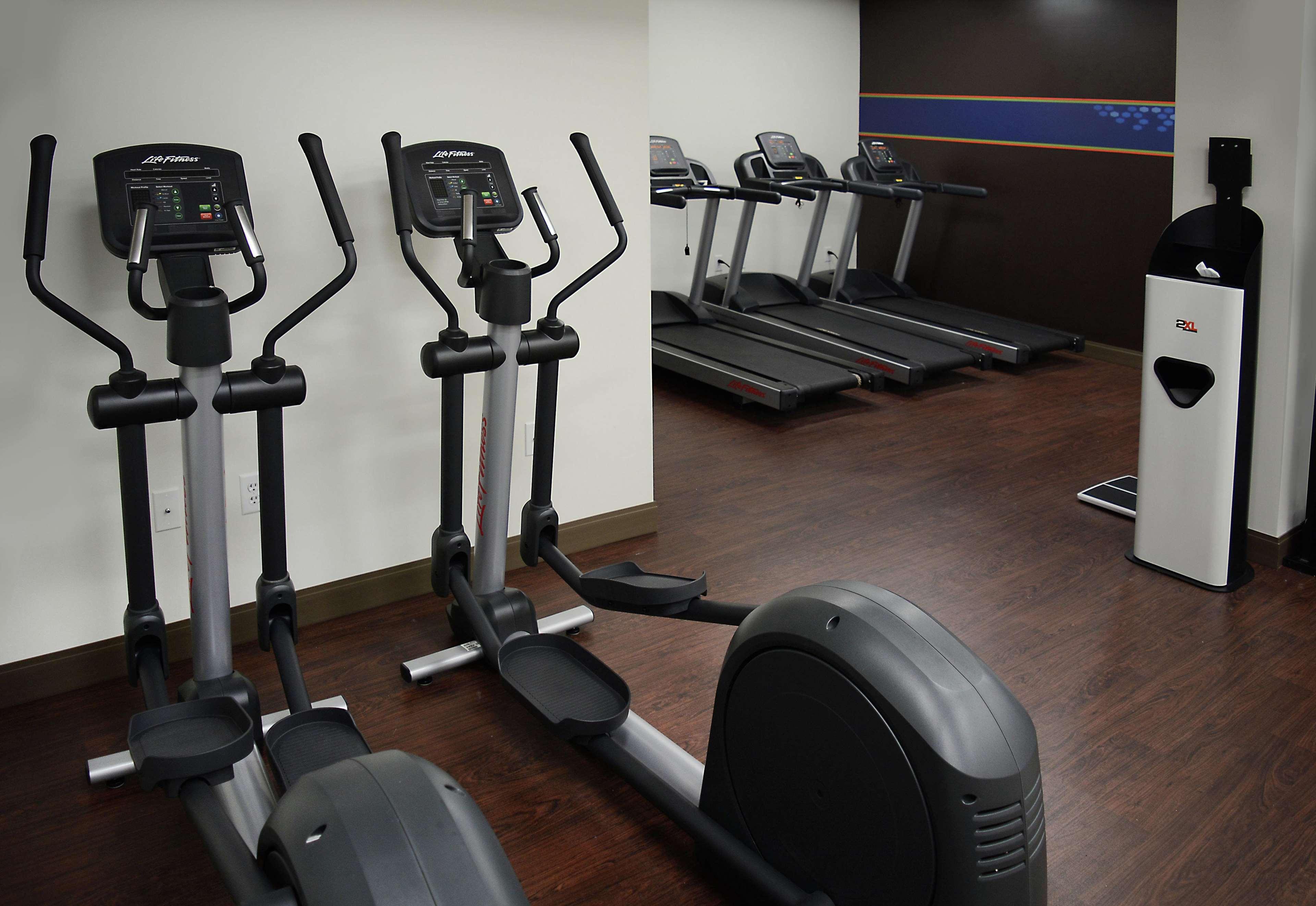 Hampton Inn & Suites Philadelphia/Media Exterior photo