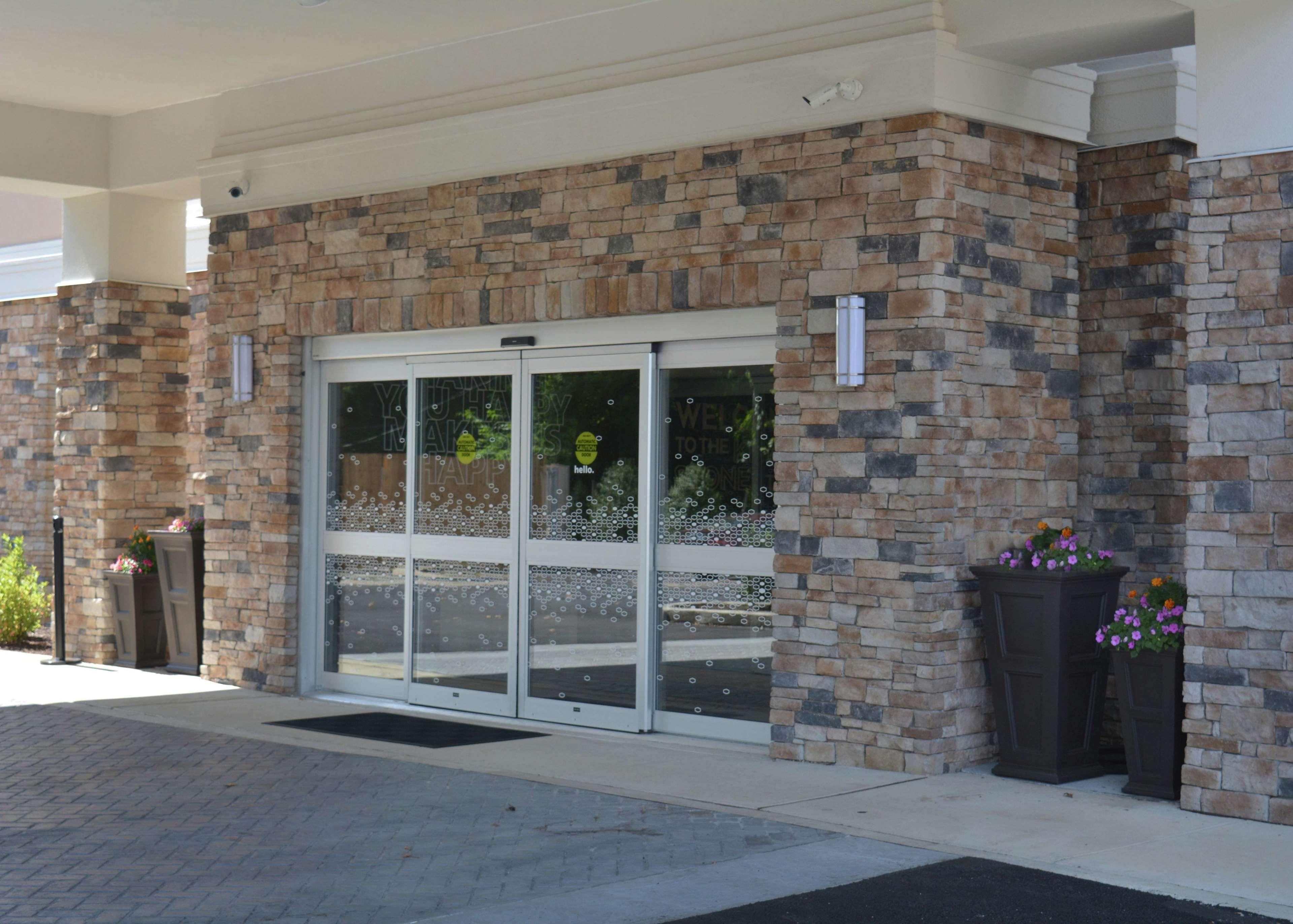 Hampton Inn & Suites Philadelphia/Media Exterior photo
