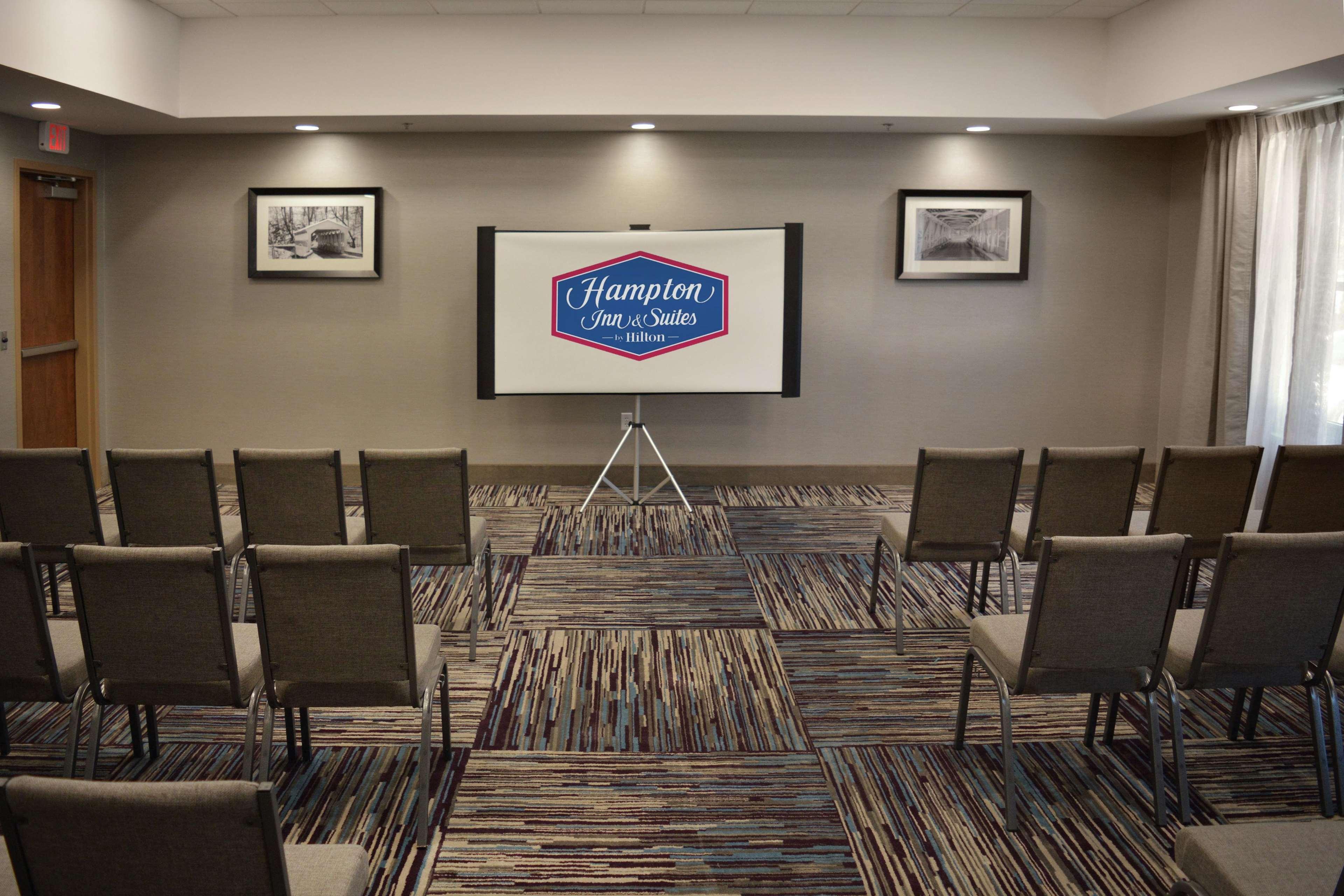 Hampton Inn & Suites Philadelphia/Media Exterior photo
